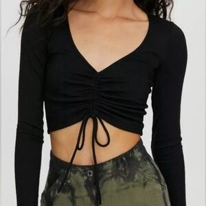 Wilfred Free 'Lynx' long sleeve crop top with middle cinch